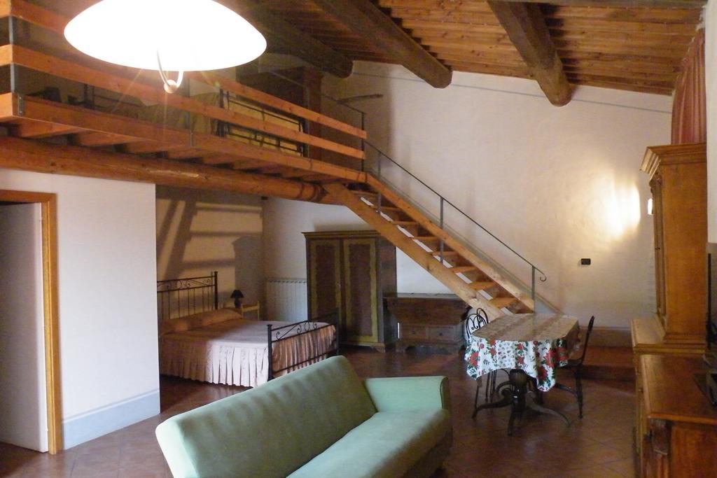 Agriturismo Fattoria Di Gragnone Guest House Rom bilde