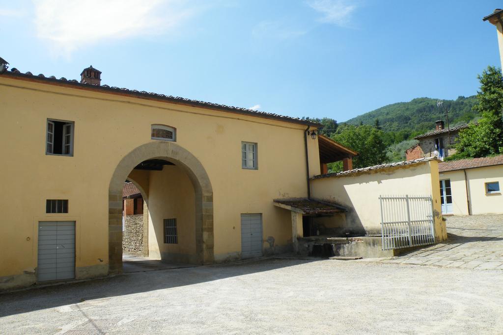 Agriturismo Fattoria Di Gragnone Guest House Eksteriør bilde